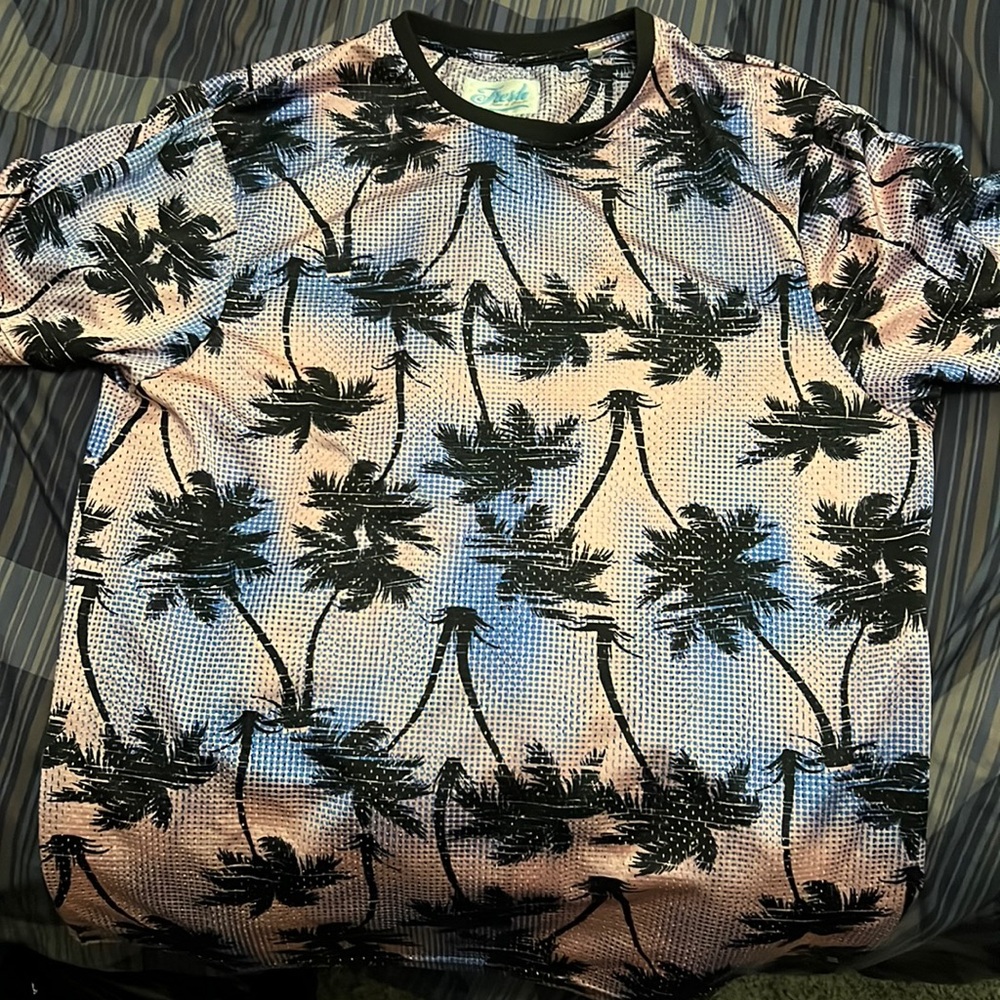 Mesh tshirt